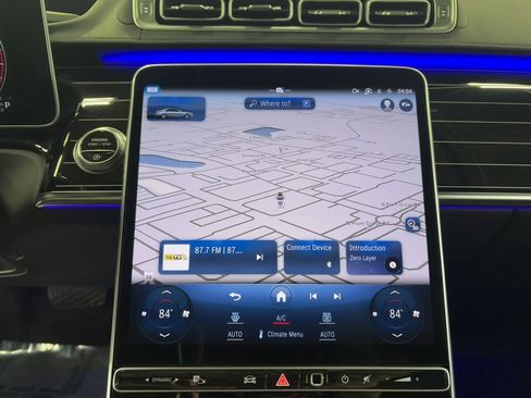 Used 2023 Mercedes-Benz S 580 4MATIC Sedan w/ 3D Technology Package image 17