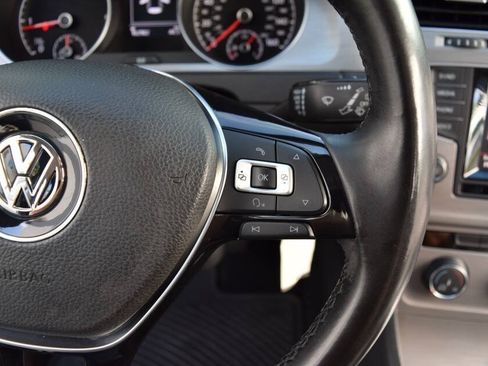 Used 2015 Volkswagen Golf TDI S FWD image 65