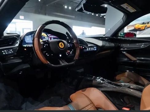 Used 2023 Ferrari SF90 Stradale AWD/4WD image 9