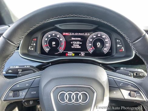 Used 2024 Audi Q8 Prestige image 15