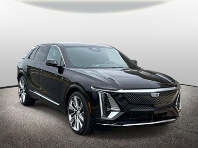 Used 2025 Cadillac Lyriq Luxury w/ LPO, Floor Liner Package