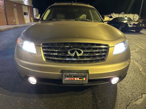 Used 2005 INFINITI FX35 AWD w/ (P01) Touring Pkg image 2