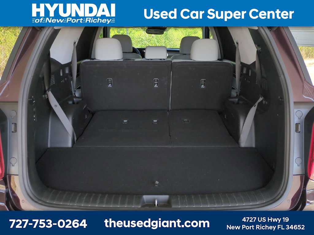 Certified 2022 Hyundai Palisade SEL w/ 8P Bench Seat Package FWD image 12
