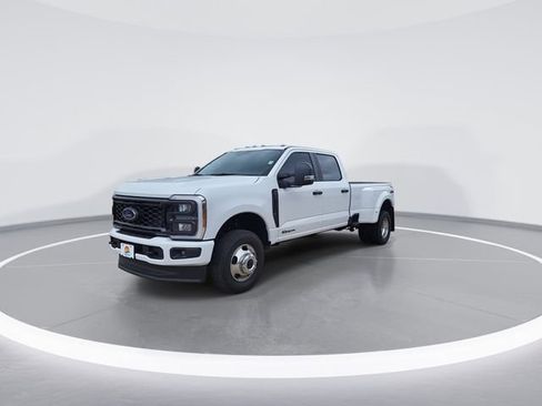New 2026 Ford F350 XL w/ STX Appearance Package image 4