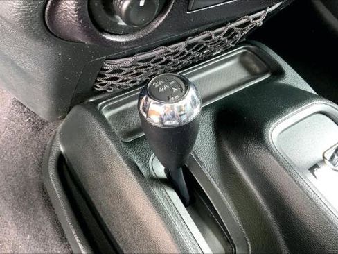 Certified 2018 Jeep Wrangler Unlimited Sport S AWD/4WD image 30
