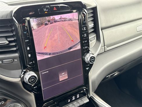 Certified 2025 RAM 1500 Big Horn image 28