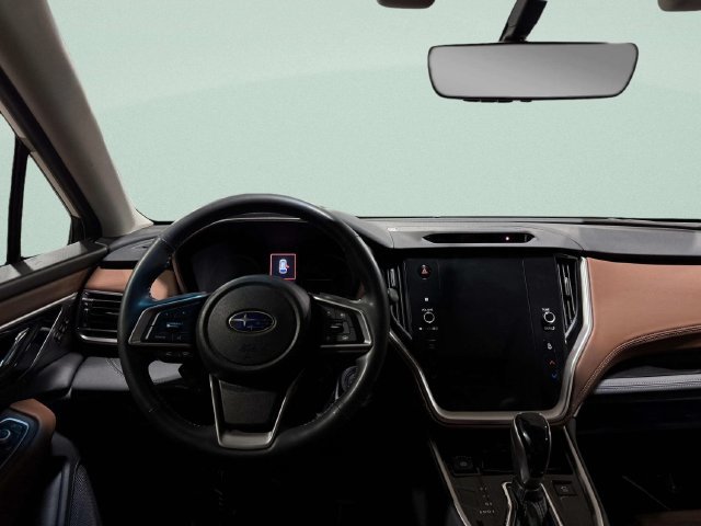 Used 2020 Subaru Outback Touring AWD/4WD image 11
