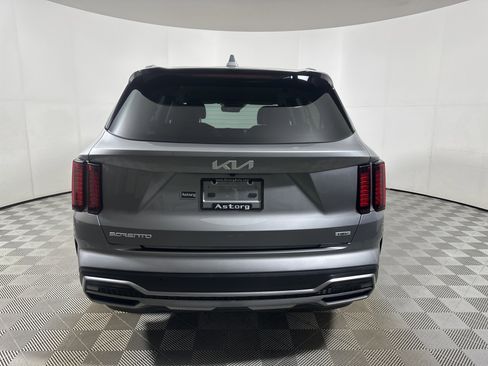 Used 2023 Kia Sorento EX image 6