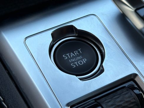 Used 2026 Jaguar F-PACE R-Dynamic S AWD/4WD image 17