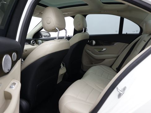 Used 2015 Mercedes-Benz C 300 4MATIC Sedan image 25