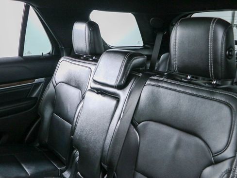 Used 2018 Ford Explorer Limited w/ Ford Safe & Smart Package AWD/4WD image 25