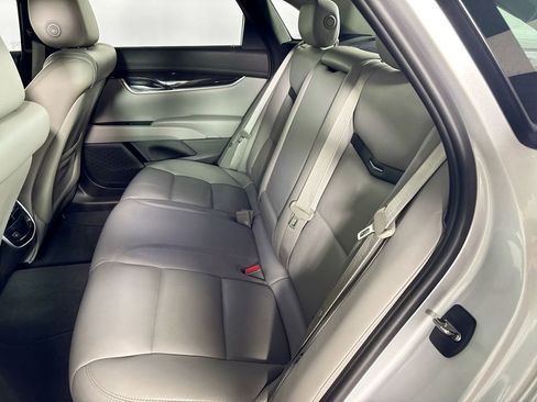 Used 2017 Cadillac XTS Luxury image 20