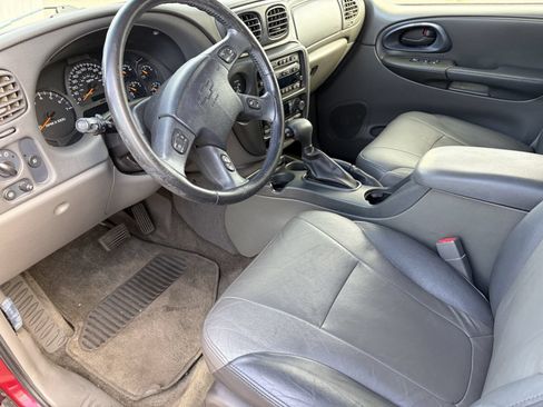 Used 2002 Chevrolet TrailBlazer LTZ RWD image 13