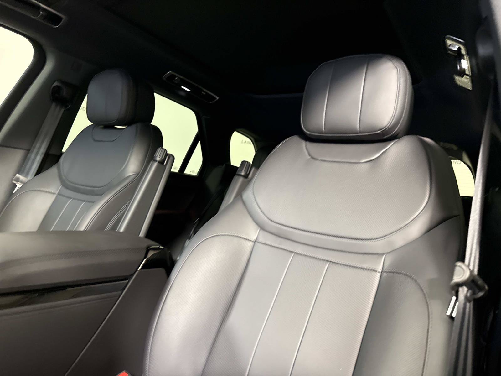New 2026 Land Rover Range Rover Sport SE AWD/4WD image 20