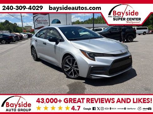 Used 2022 Toyota Corolla SE FWD image 1