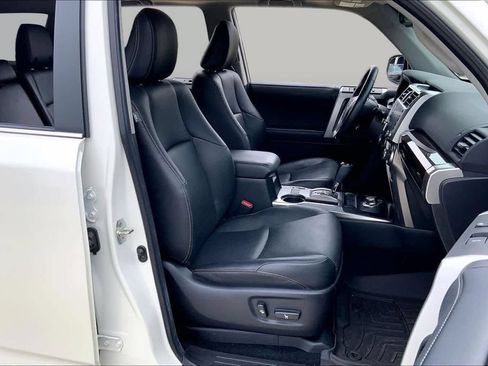 Used 2023 Toyota 4Runner Limited AWD/4WD image 8