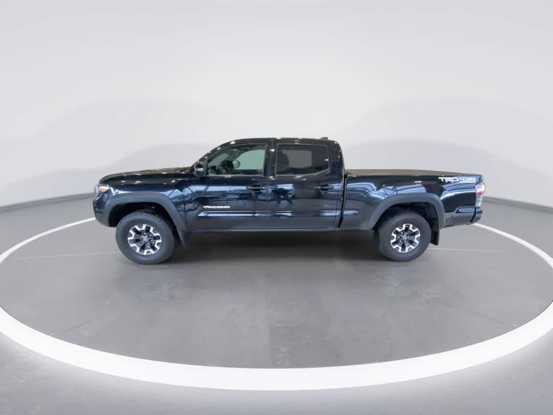 Used 2022 Toyota Tacoma TRD Off-Road w/ TRD Premium Off Road Package AWD/4WD image 5