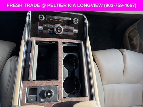 Used 2023 Lincoln Navigator Reserve image 10