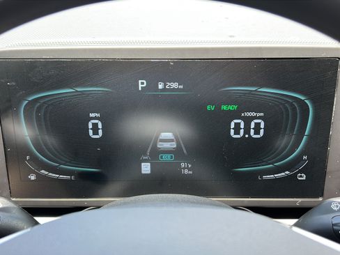 New 2026 Kia Niro LX FWD image 23