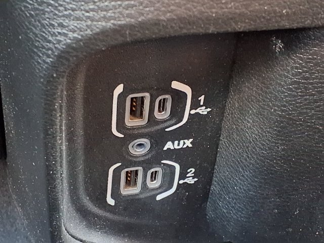 Used 2022 RAM 2500 Big Horn AWD/4WD image 20