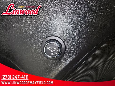 Used 2023 Buick Envision Essence w/ Sport Touring Package FWD image 18