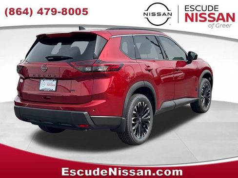 Certified 2026 Nissan Rogue SV AWD/4WD image 4