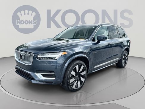 Certified 2024 Volvo XC90 T8 Plus AWD/4WD image 1
