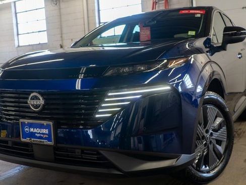 Certified 2025 Nissan Murano SL AWD/4WD image 1