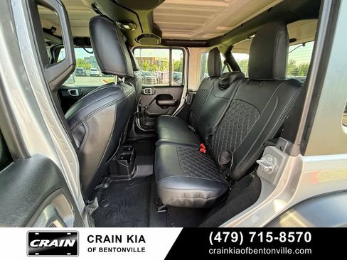 Used 2018 Jeep Wrangler Unlimited Sport AWD/4WD image 24