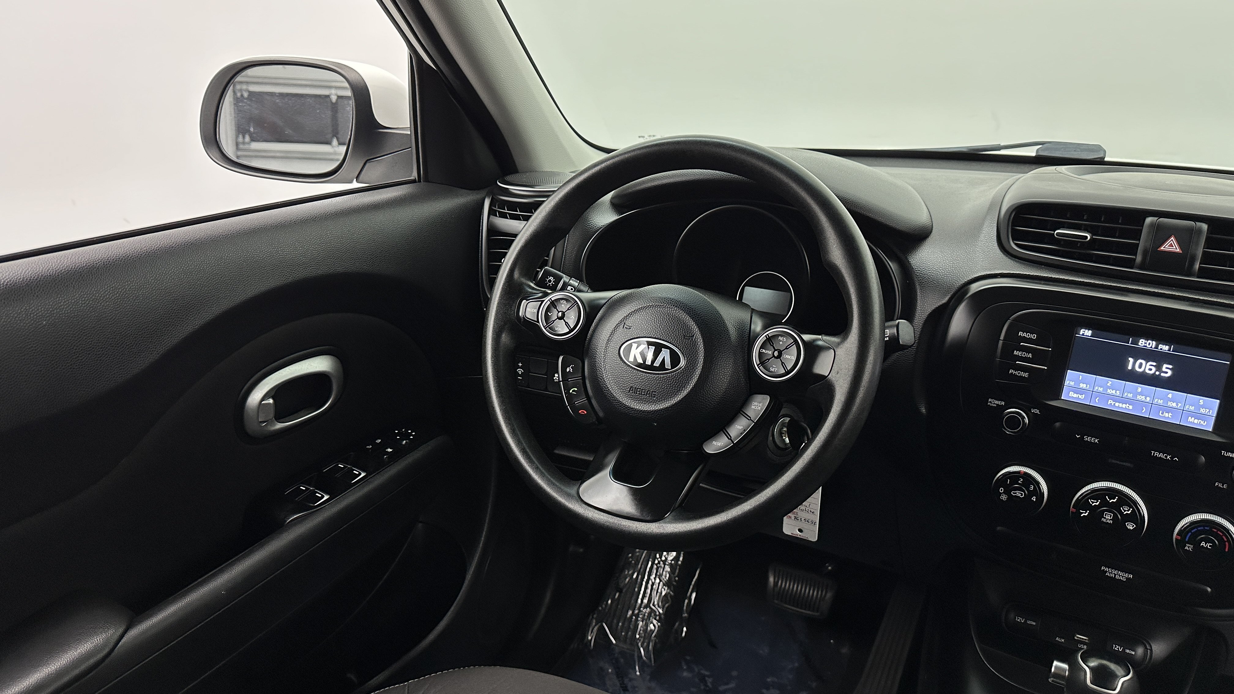 Used 2019 Kia Soul FWD image 27