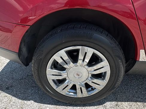 Used 2011 Cadillac SRX Luxury FWD image 32