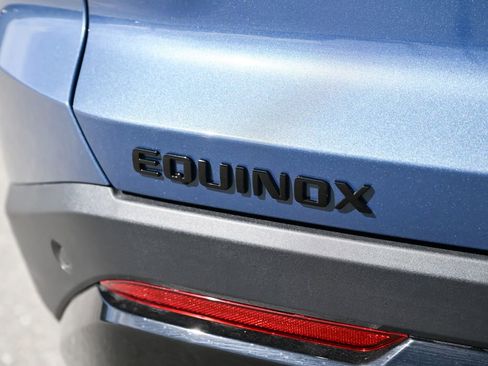 New 2026 Chevrolet Equinox RS FWD image 12