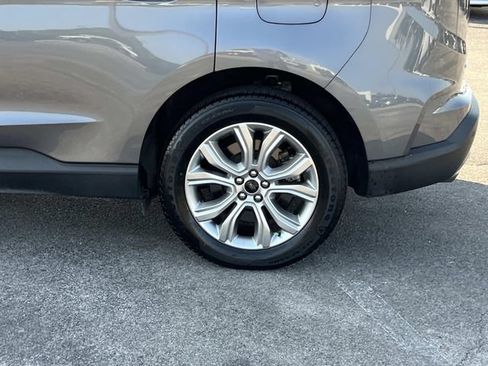 Used 2023 Ford Edge Titanium AWD/4WD image 14