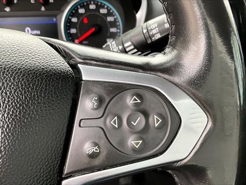 Used 2020 Chevrolet Traverse LT w/ Driver Confidence II Package image 12