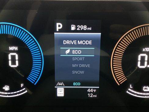 New 2026 Hyundai Santa Fe SE AWD/4WD image 21