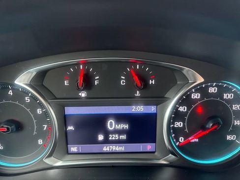 Used 2023 Chevrolet Traverse LT AWD/4WD image 16