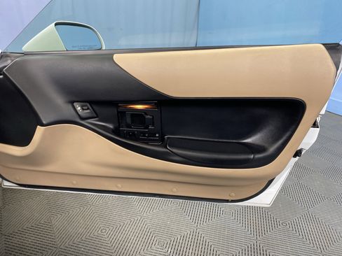 Used 1994 Chevrolet Corvette image 25