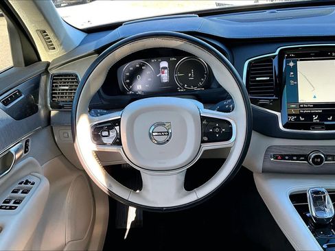 Used 2021 Volvo XC90 T8 Inscription w/ Lounge Package image 6