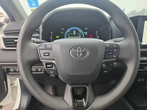 Certified 2025 Toyota Camry LE FWD image 24