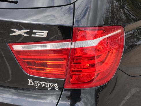 Used 2017 BMW X3 sDrive28i image 22