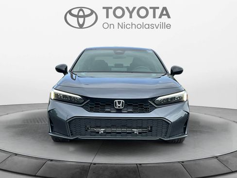 Used 2025 Honda Civic Sport image 9