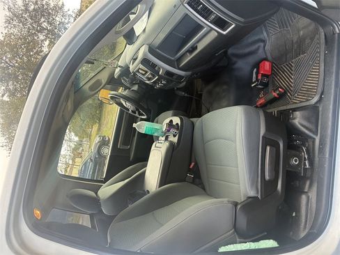 Used 2014 RAM 2500 Tradesman w/ Power & Remote Entry Group image 14