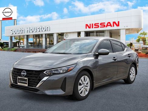 New 2025 Nissan Sentra S image 2