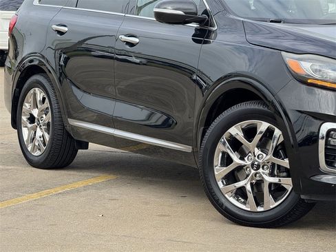Used 2019 Kia Sorento SX image 7