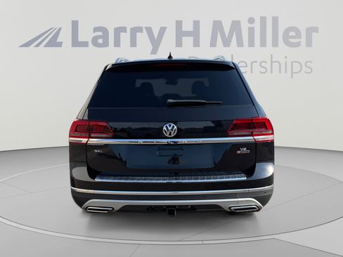 Used 2018 Volkswagen Atlas SEL Premium AWD/4WD image 4