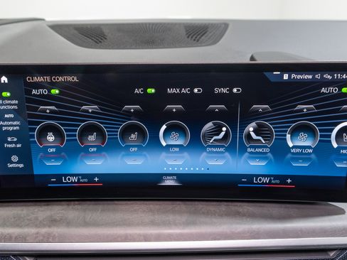 Used 2023 BMW X7 xDrive40i w/ Premium Package AWD/4WD image 24