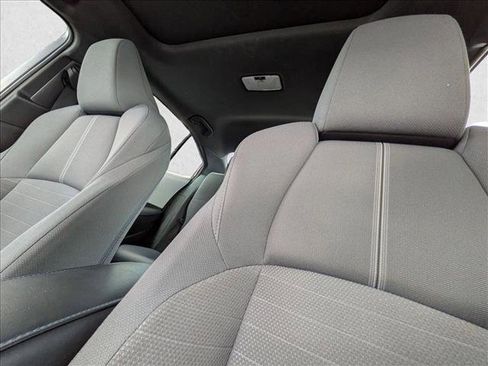 Used 2022 Toyota Corolla SE w/ SE Premium Package FWD image 16