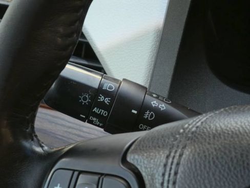 Used 2015 Toyota Sienna Limited Premium AWD/4WD image 23