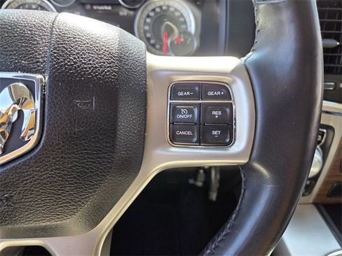 Used 2017 RAM 1500 Laramie image 34