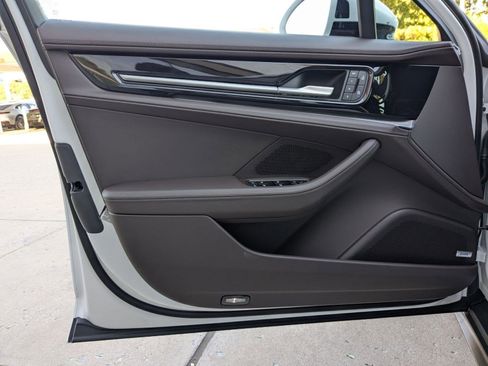 New 2026 Porsche Panamera image 13